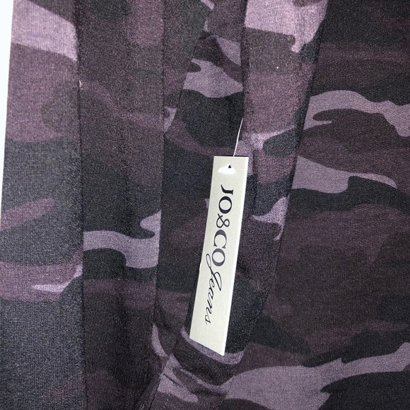 Hoodie - Picture 4 of 5